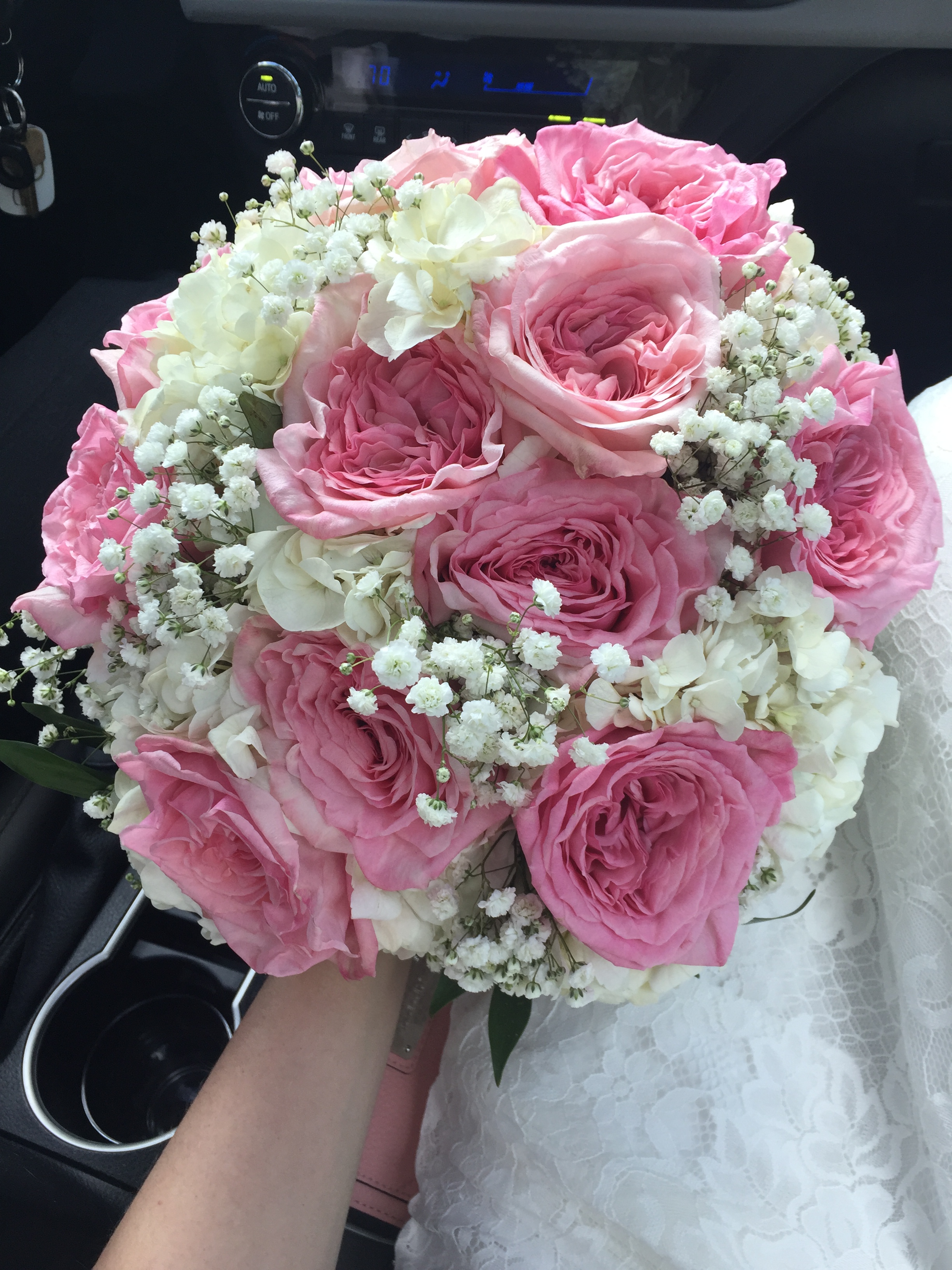bridal-bouquet-our-car